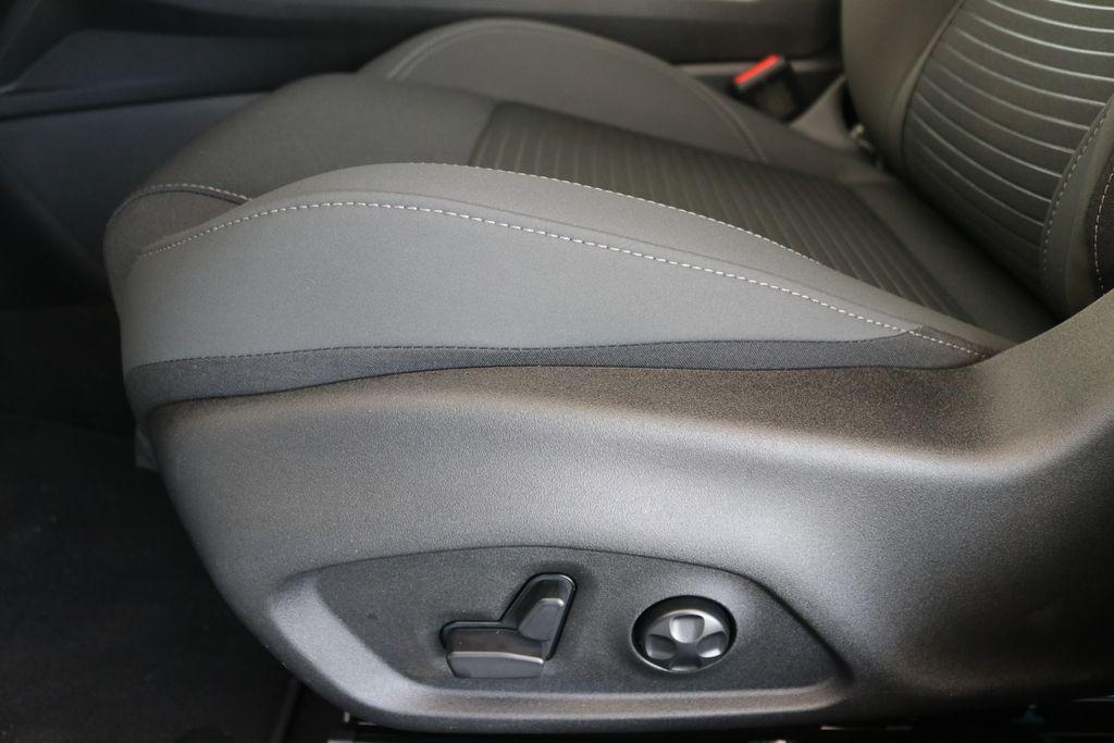 new 2025 Alfa Romeo Tonale car, priced at $37,930