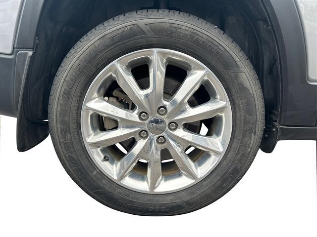 used 2015 Jeep Cherokee car, priced at $14,590