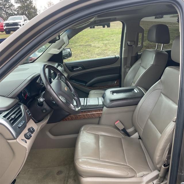 used 2016 Chevrolet Suburban car, priced at $27,990