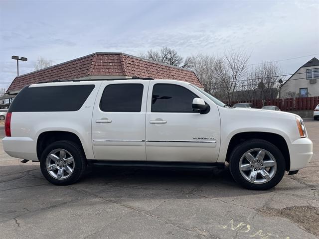 used 2012 GMC Yukon XL car, priced at $11,990