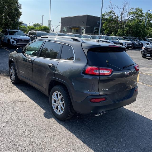 used 2015 Jeep Cherokee car, priced at $12,990