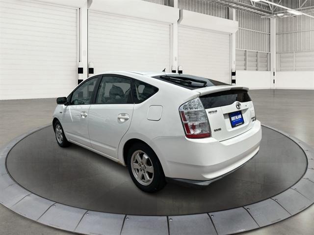 used 2007 Toyota Prius car, priced at $4,290