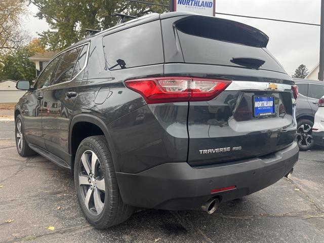 used 2018 Chevrolet Traverse car, priced at $18,990