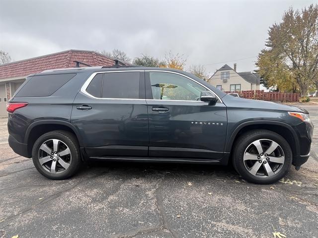 used 2018 Chevrolet Traverse car, priced at $18,990