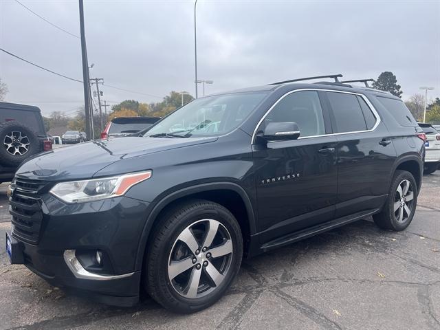 used 2018 Chevrolet Traverse car, priced at $18,990