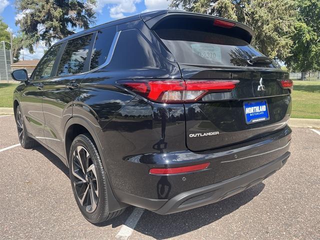 used 2022 Mitsubishi Outlander car, priced at $22,690