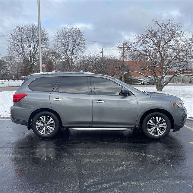 used 2020 Nissan Pathfinder car, priced at $18,490