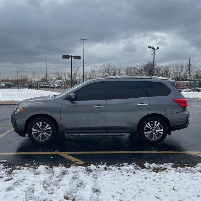 used 2020 Nissan Pathfinder car, priced at $18,490