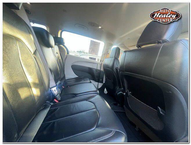 used 2017 Chrysler Pacifica car, priced at $13,995