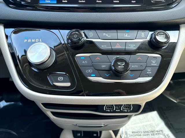 used 2021 Chrysler Pacifica car, priced at $24,995