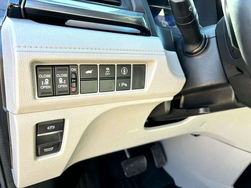 used 2022 Honda Odyssey car