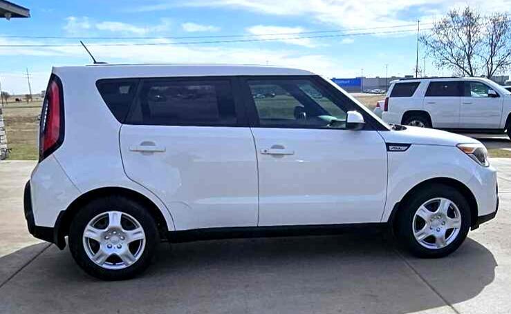 used 2015 Kia Soul car, priced at $9,995