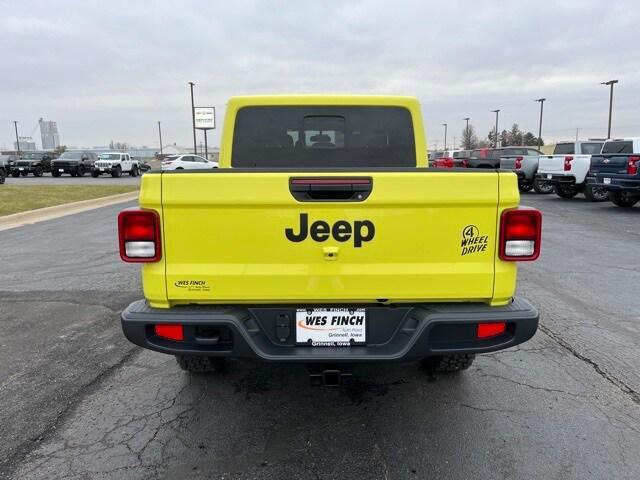 new 2023 Jeep Gladiator car, priced at $39,995