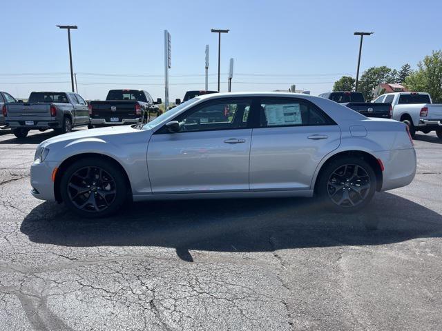 new 2023 Chrysler 300 car, priced at $29,995