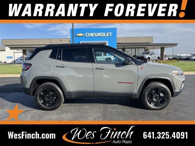 new 2024 Jeep Compass car, priced at $39,995