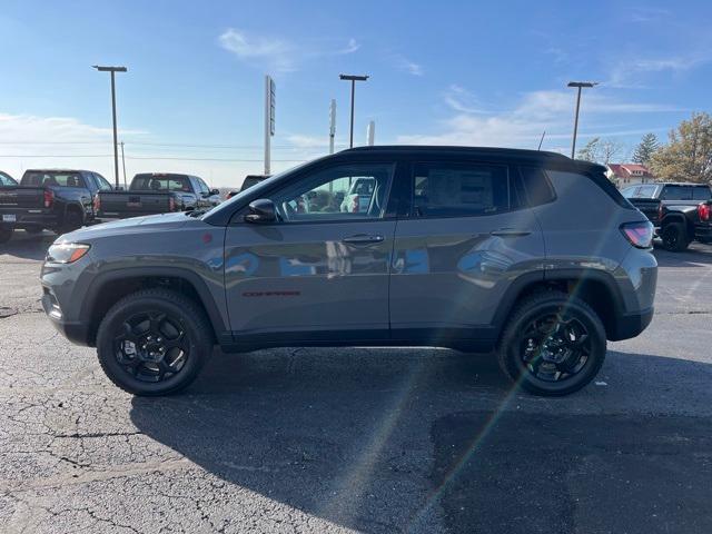 new 2024 Jeep Compass car, priced at $39,995