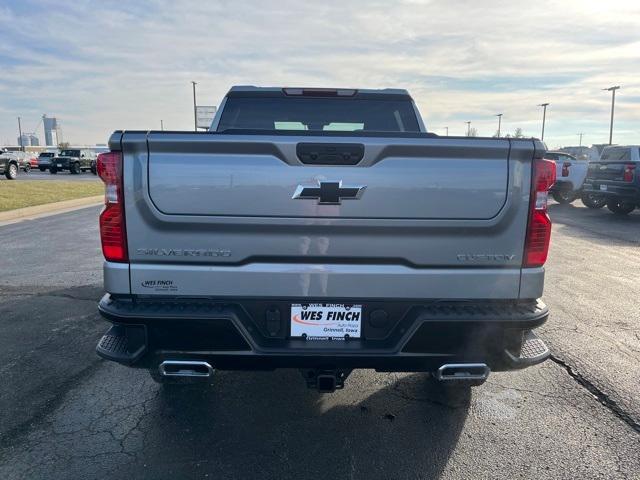 new 2024 Chevrolet Silverado 1500 car, priced at $49,995