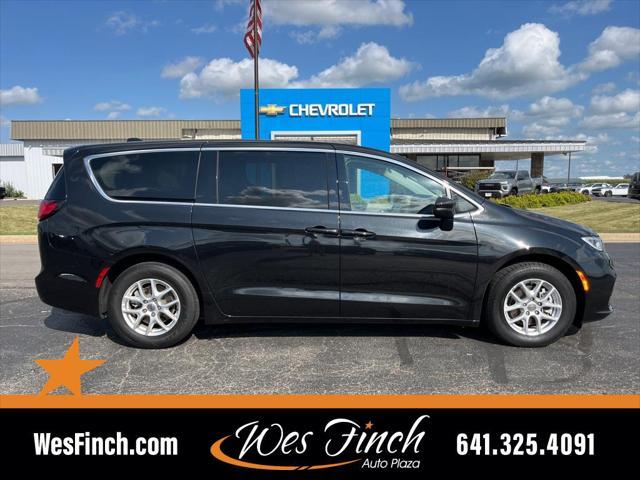 used 2023 Chrysler Pacifica car, priced at $28,297