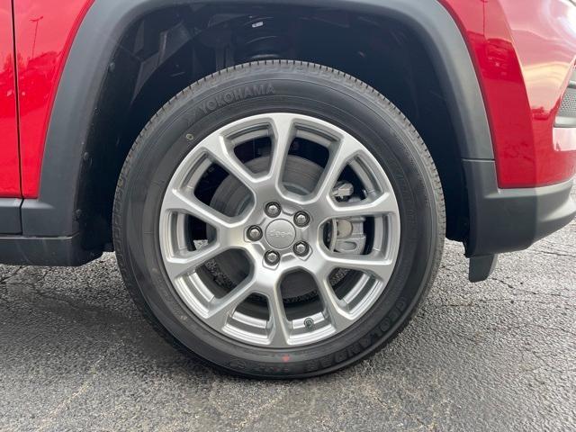 new 2023 Jeep Compass car, priced at $38,545