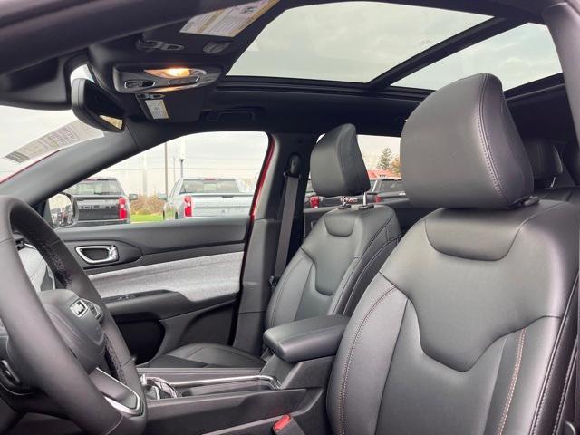 new 2023 Jeep Compass car, priced at $38,545