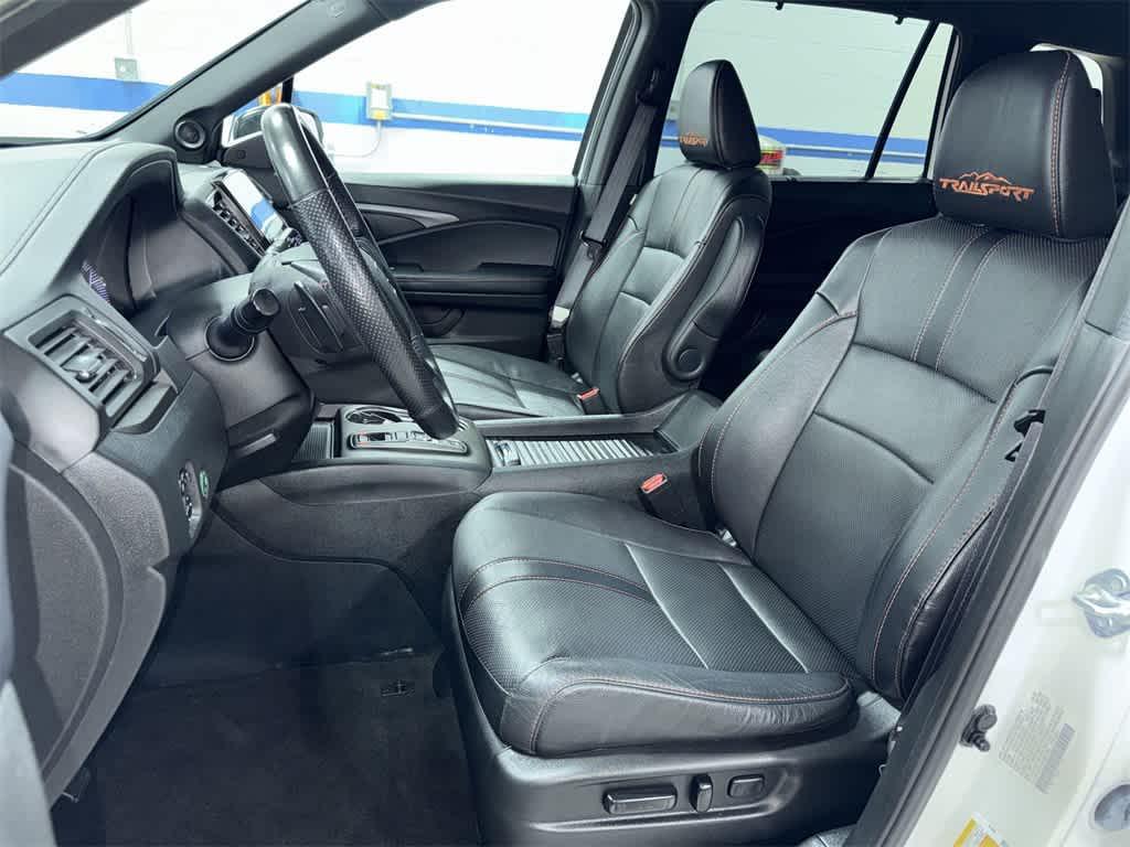 used 2022 Honda Passport car, priced at $29,900