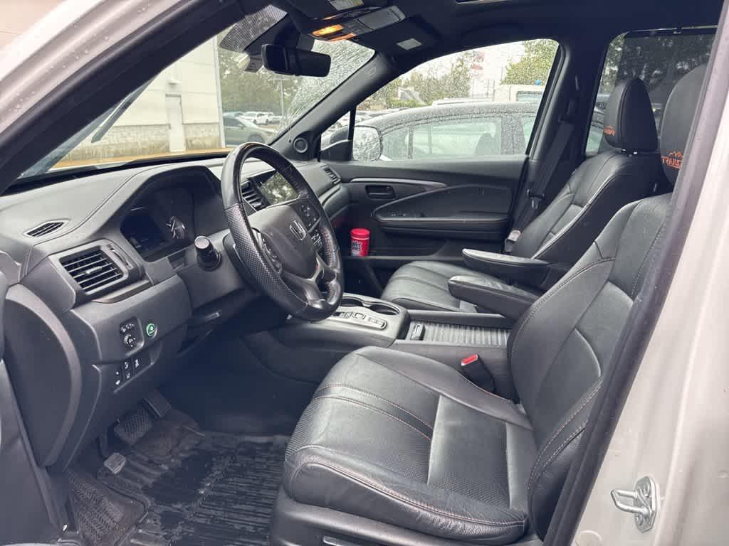 used 2022 Honda Passport car, priced at $31,002