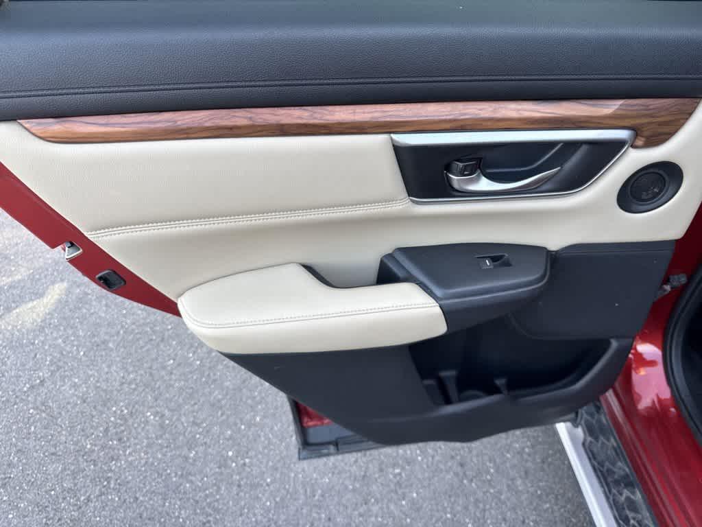 used 2017 Honda CR-V car, priced at $15,900