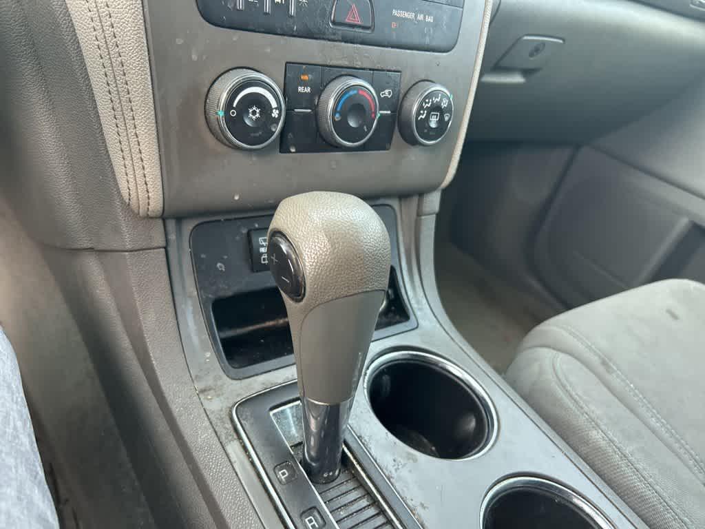 used 2014 Chevrolet Traverse car, priced at $8,250