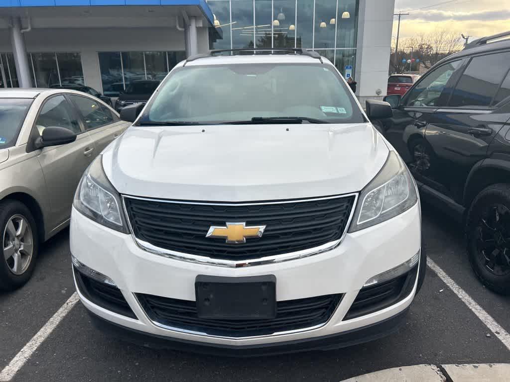 used 2014 Chevrolet Traverse car, priced at $8,250