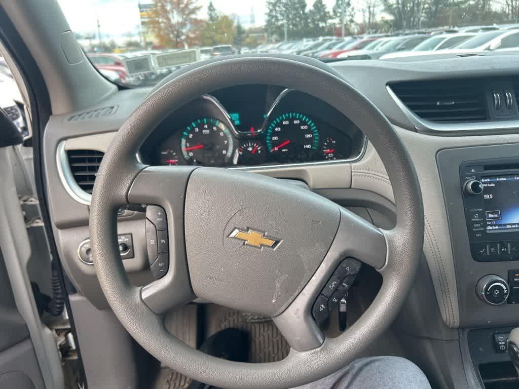 used 2014 Chevrolet Traverse car, priced at $8,250