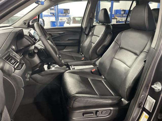 used 2022 Honda Pilot car, priced at $31,000