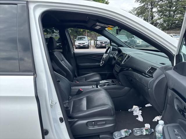 used 2022 Honda Passport car, priced at $32,692