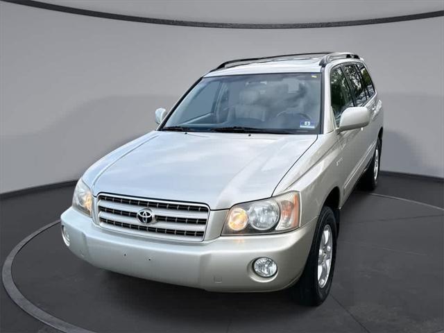 used 2002 Toyota Highlander car, priced at $5,999