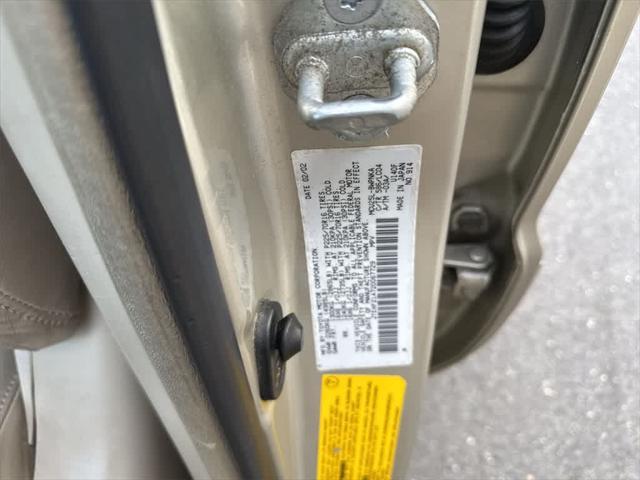 used 2002 Toyota Highlander car, priced at $5,999