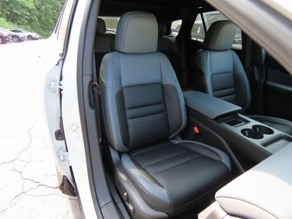new 2025 Honda Prologue car, priced at $54,529
