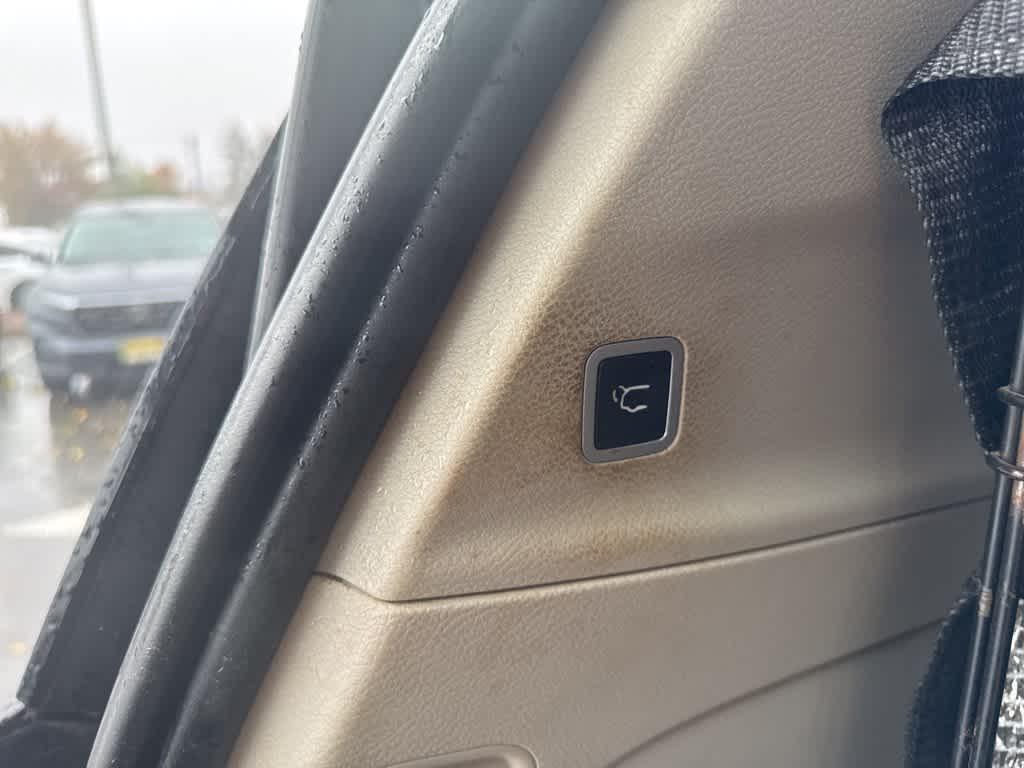 used 2017 Chrysler Pacifica car, priced at $13,266