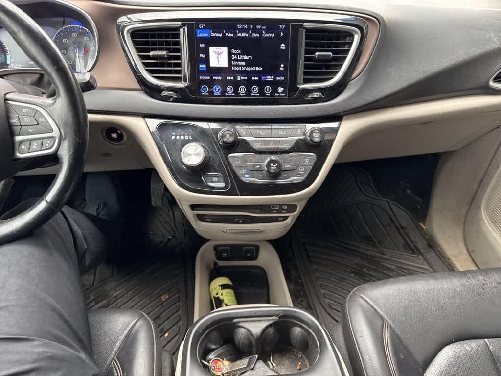 used 2017 Chrysler Pacifica car, priced at $13,266