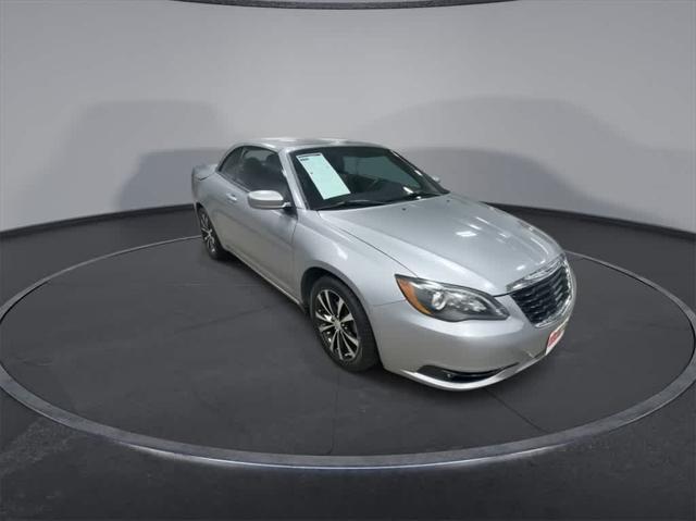 used 2013 Chrysler 200 car, priced at $8,400