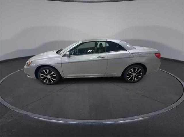 used 2013 Chrysler 200 car, priced at $8,400