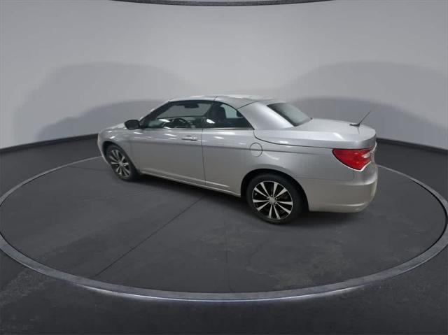 used 2013 Chrysler 200 car, priced at $8,400