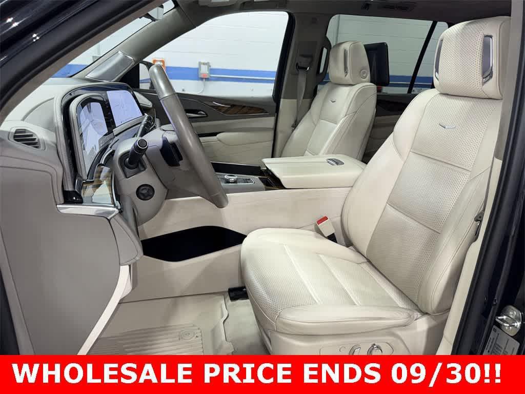 used 2023 Cadillac Escalade ESV car, priced at $67,205