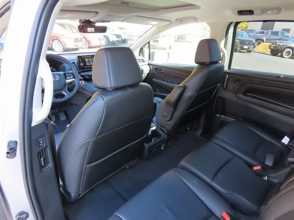 new 2026 Honda Odyssey car, priced at $43,115