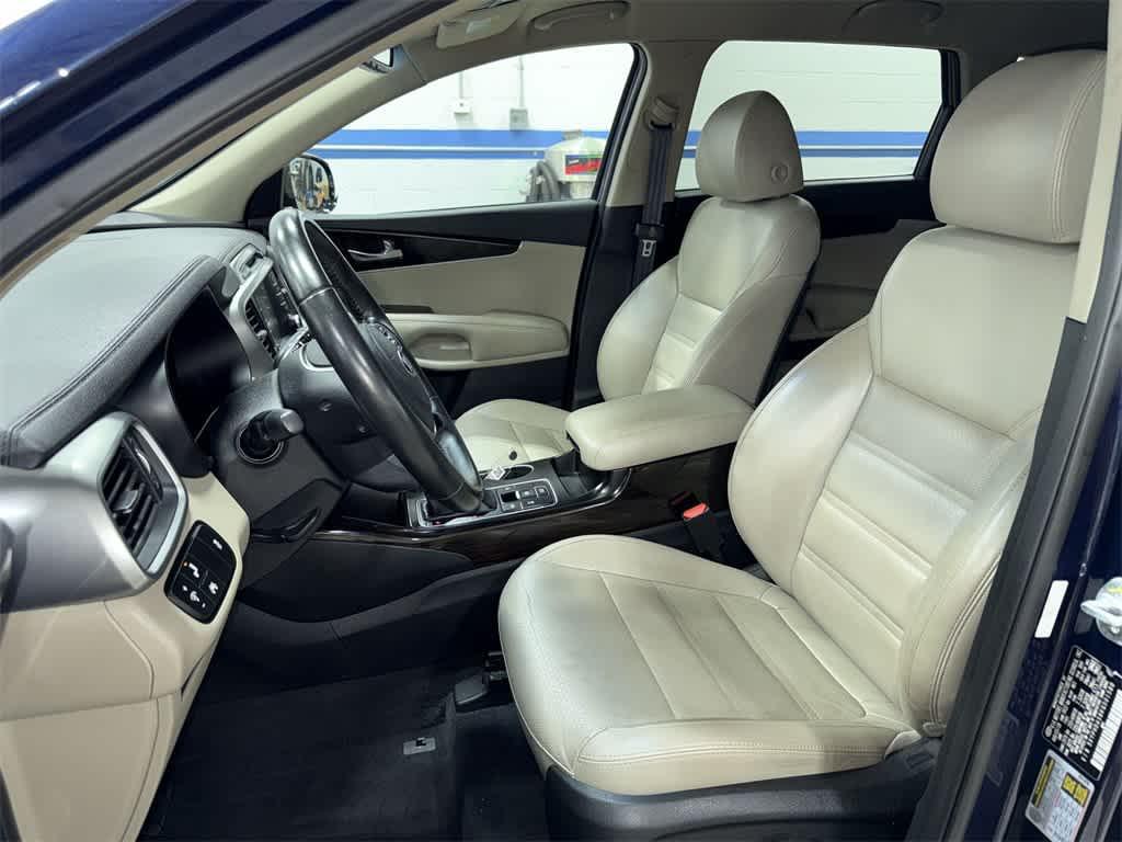 used 2019 Kia Sorento car, priced at $13,735