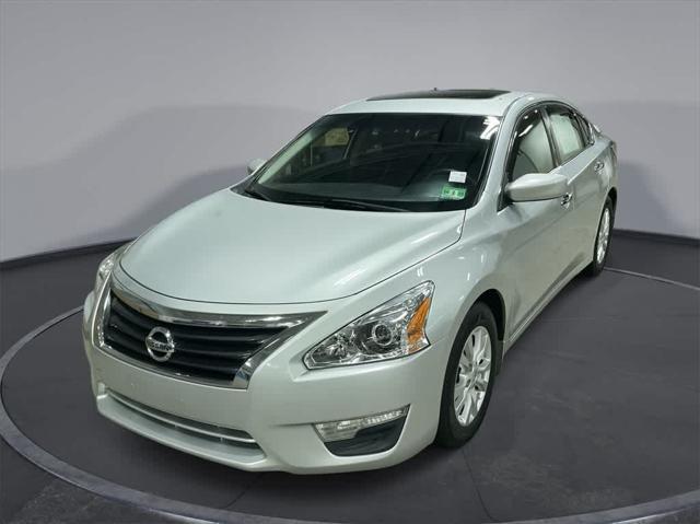 used 2014 Nissan Altima car, priced at $5,430