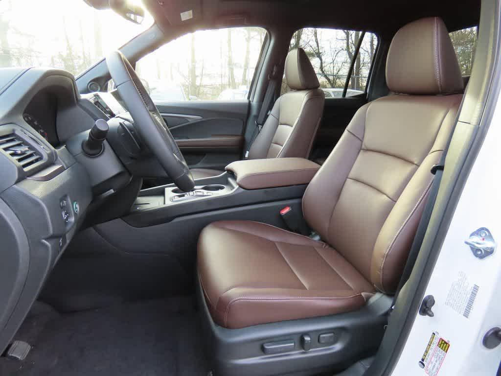 new 2025 Honda Ridgeline car, priced at $41,637