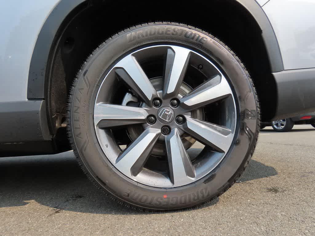 new 2025 Honda Pilot car, priced at $47,472