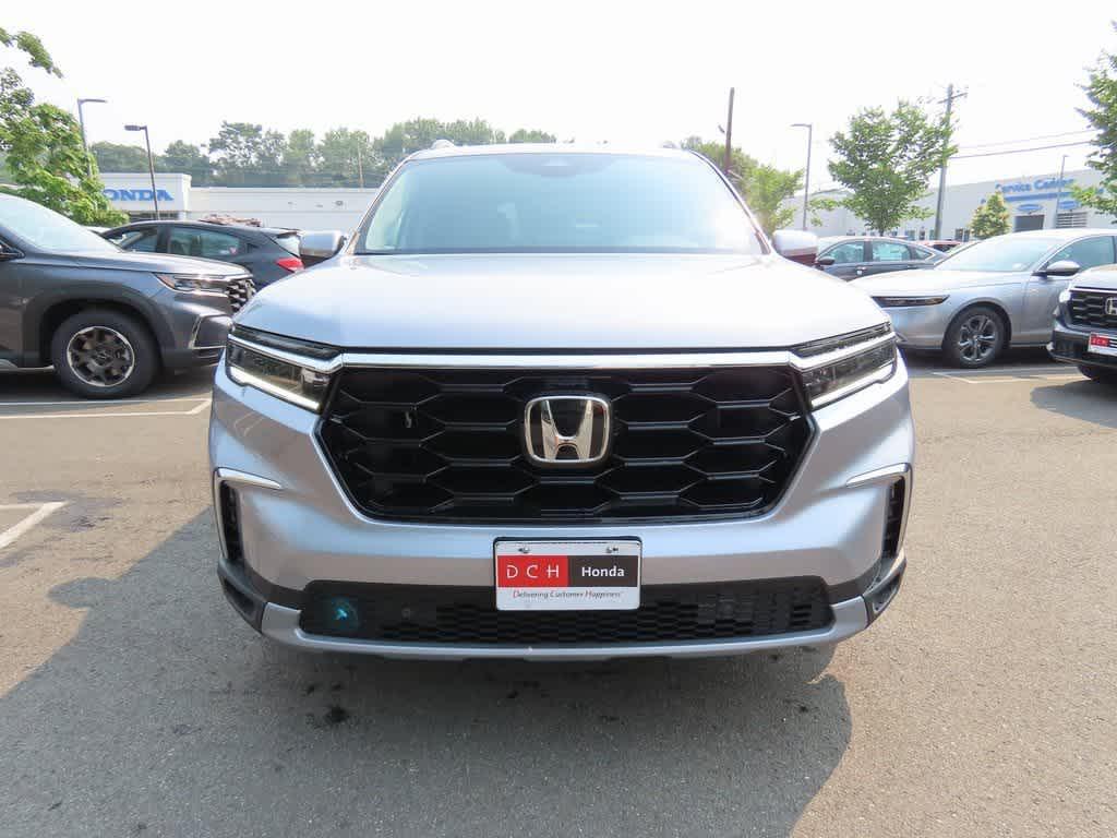 new 2025 Honda Pilot car, priced at $47,472