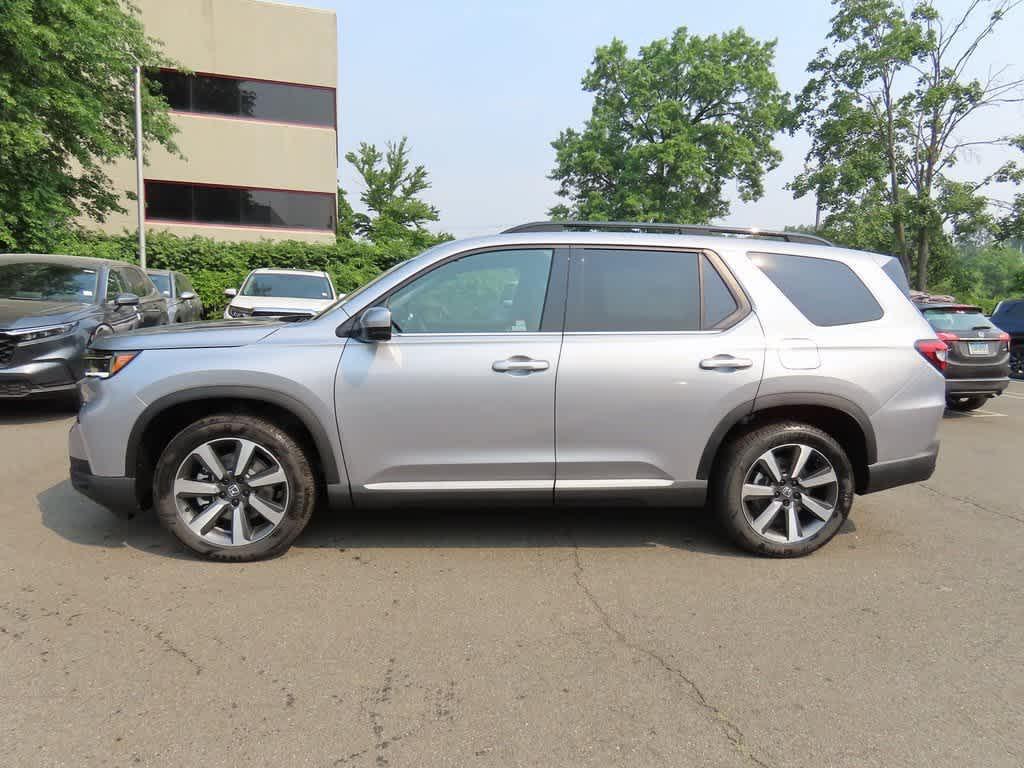 new 2025 Honda Pilot car, priced at $47,472