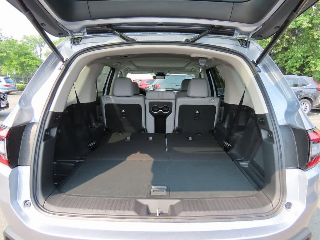 new 2025 Honda Pilot car, priced at $47,472