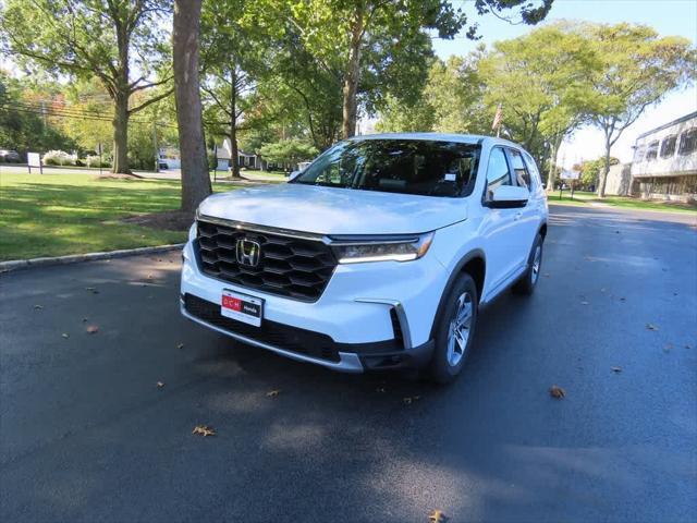 new 2025 Honda Pilot car, priced at $47,900